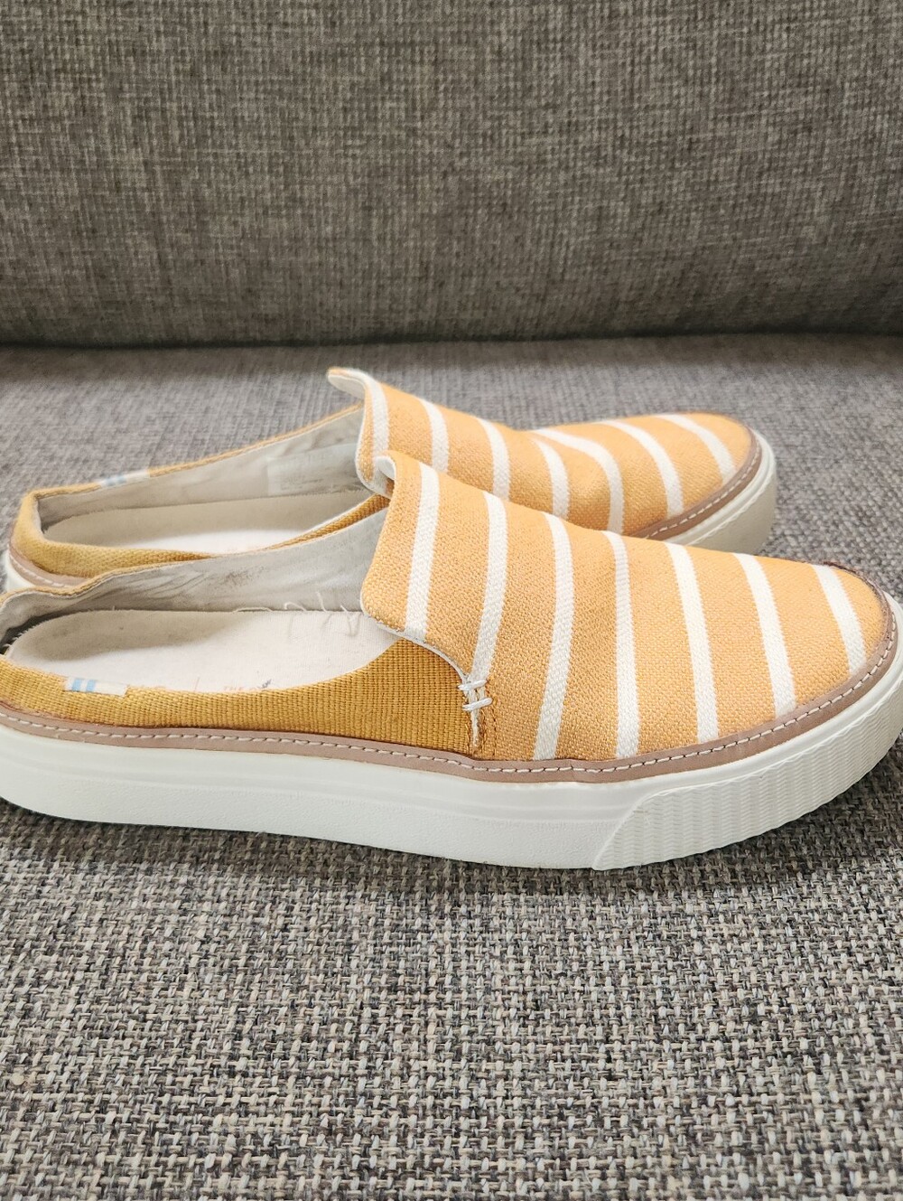 Toms Sunflower Riviera Striped Sunrise Slip In Mules Sneakers 6.5